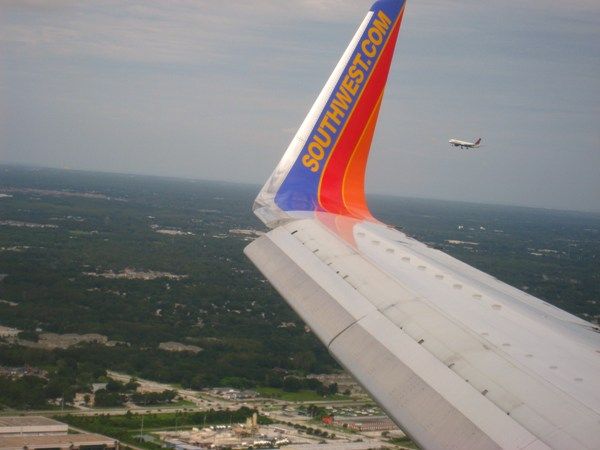 Southwest 737 on final approach to Tampa